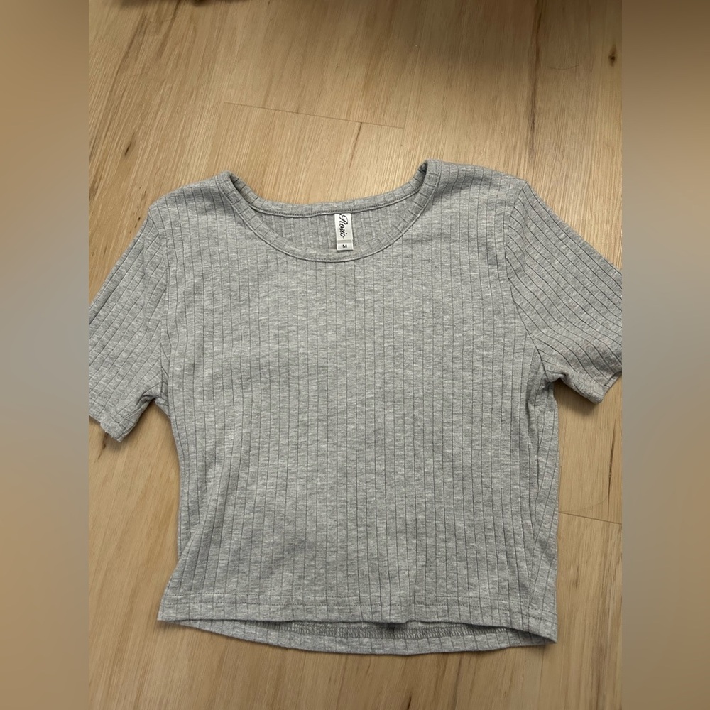 rosio grey t-shirt
